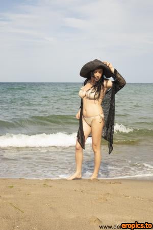 DeNudeArt 2022-09-12 Carmen - Busty natural woman nude at the beach x118