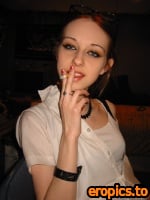 LizVicious Liz smoking (x41)